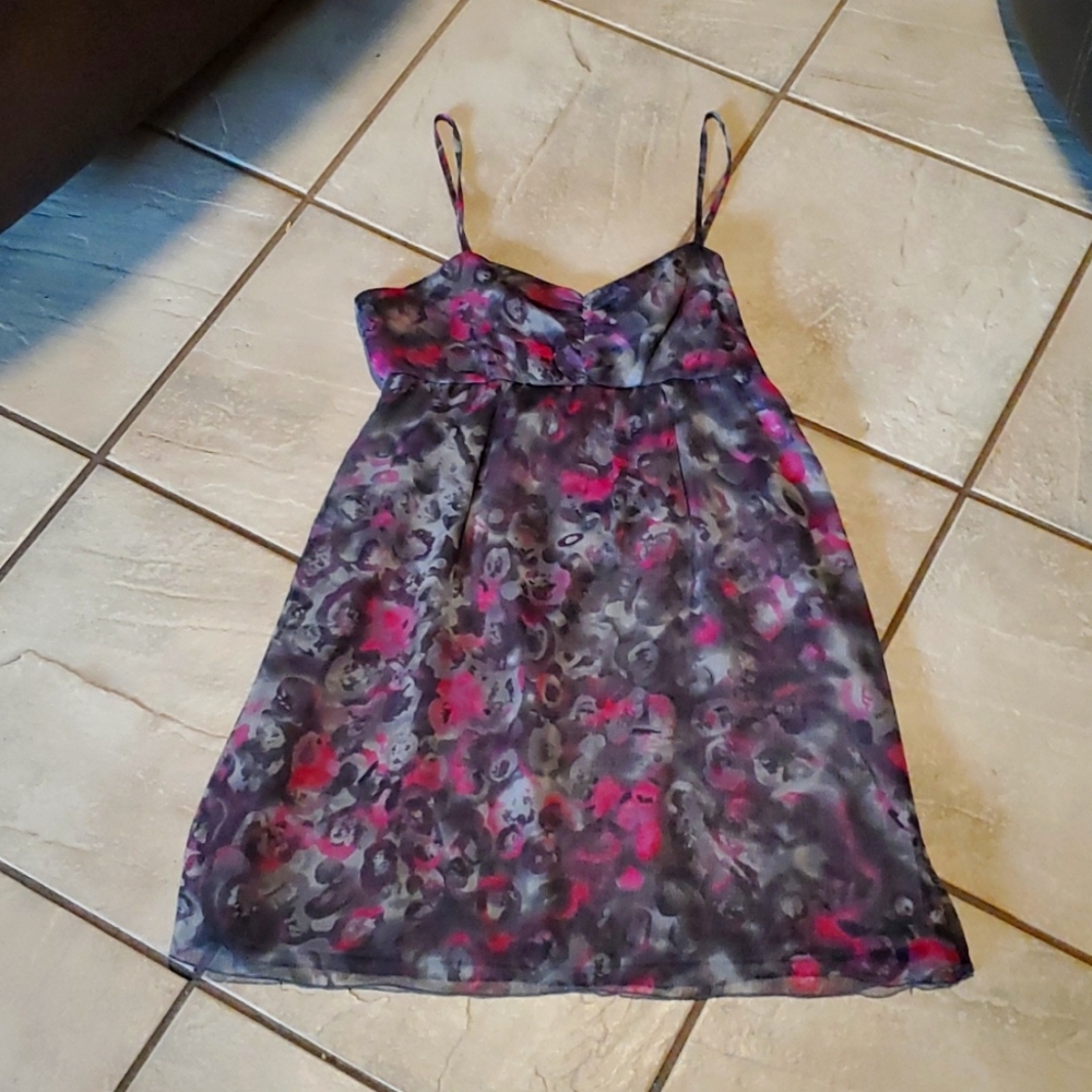 Kensie 👗 Dress